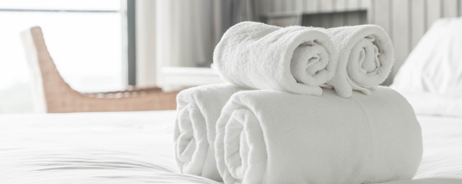 8 dicas para manter a toalha de hotel sempre impecável